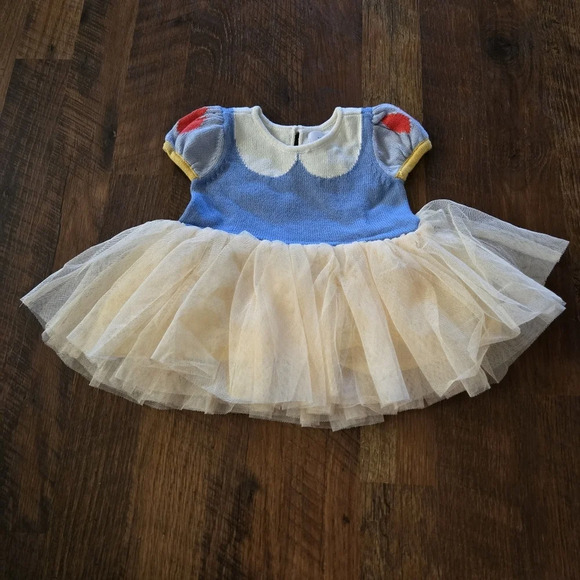 NWT BABY GAP X DISNEY Snow White Dress Size 0-3 months - Picture 1 of 9